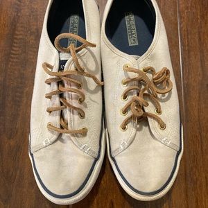 Sperry Canvas Sneaker- Women’s size 9